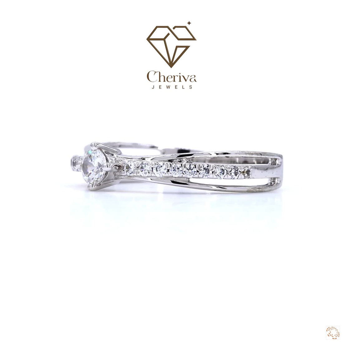 Vintage Engagement Ring With Round Cut Lab Diamond