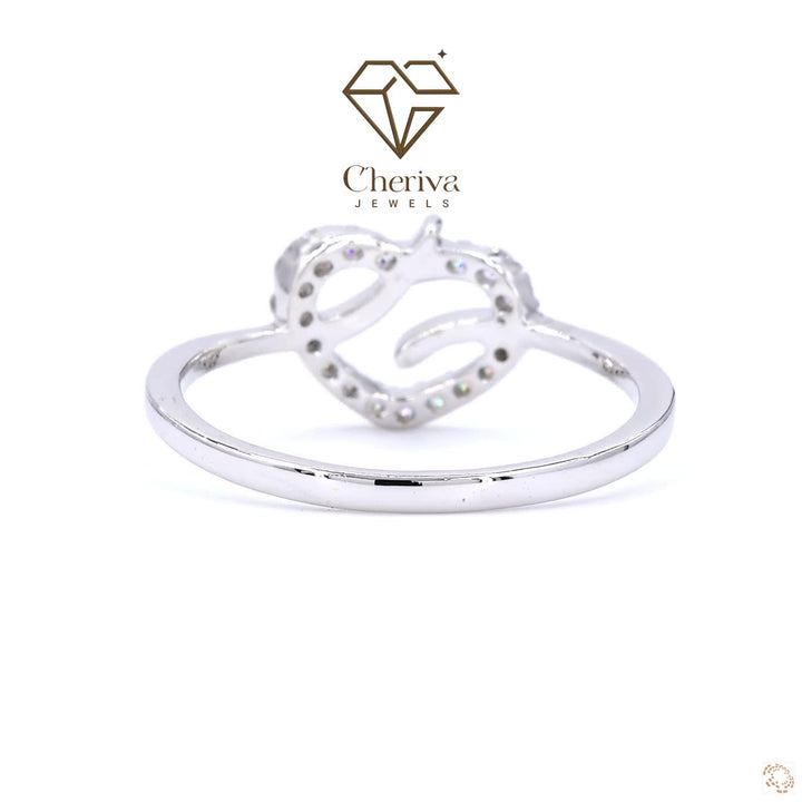 Unique Engagement Ring in Heart Shape.