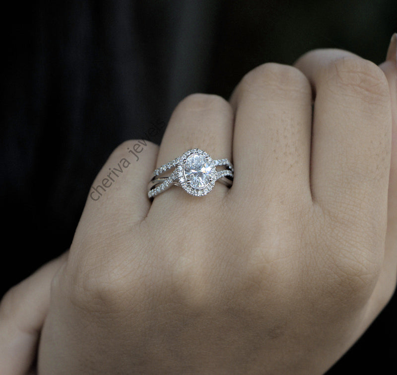 Oval Cut Lab Grown Diamond Bridal Set Engagement Ring