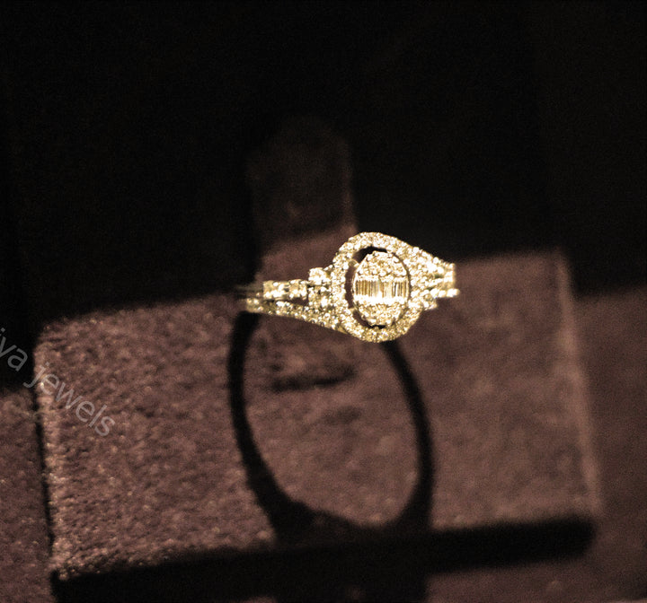 Round Cluster Halo Engagement Ring
