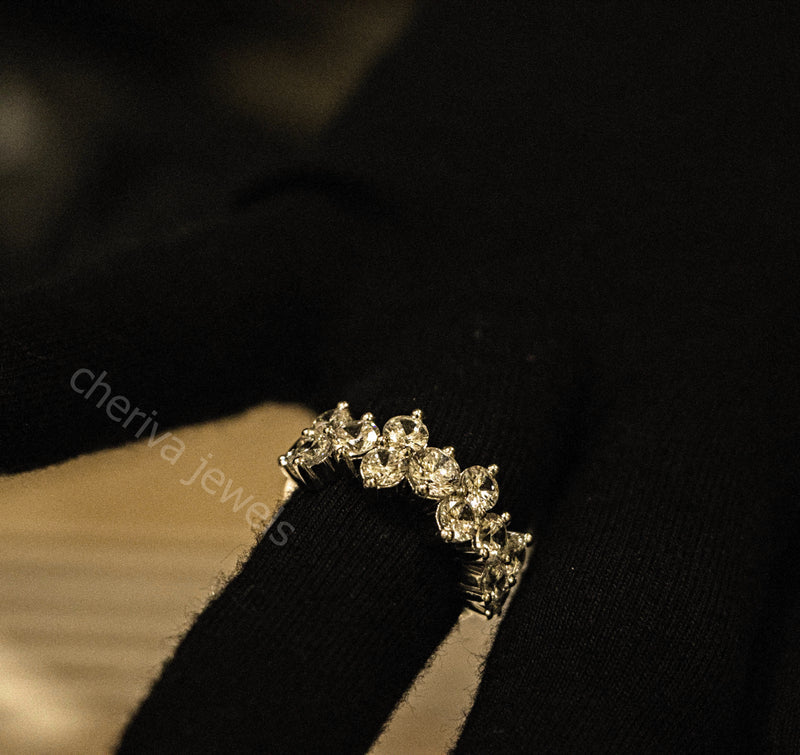 Vintage Round Cut Lab Diamond Engagement Ring