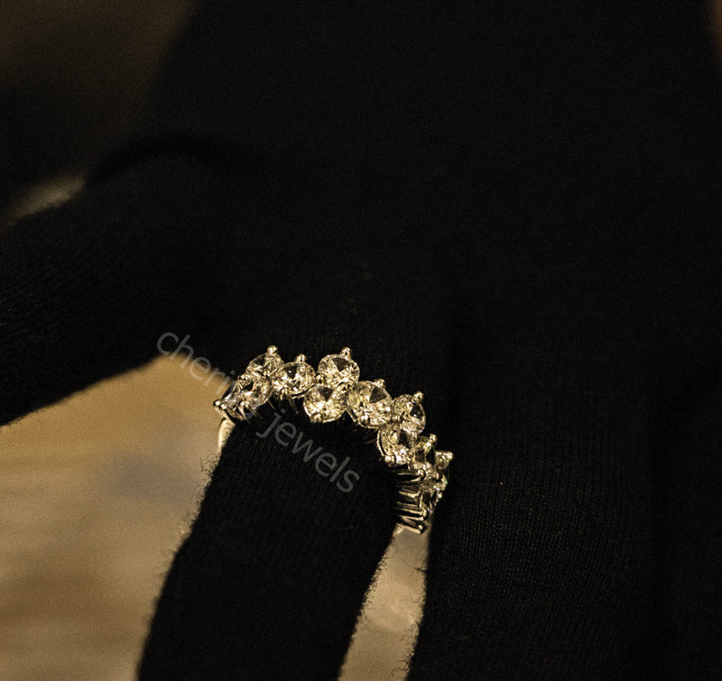 Vintage Round Cut Lab Diamond Engagement Ring