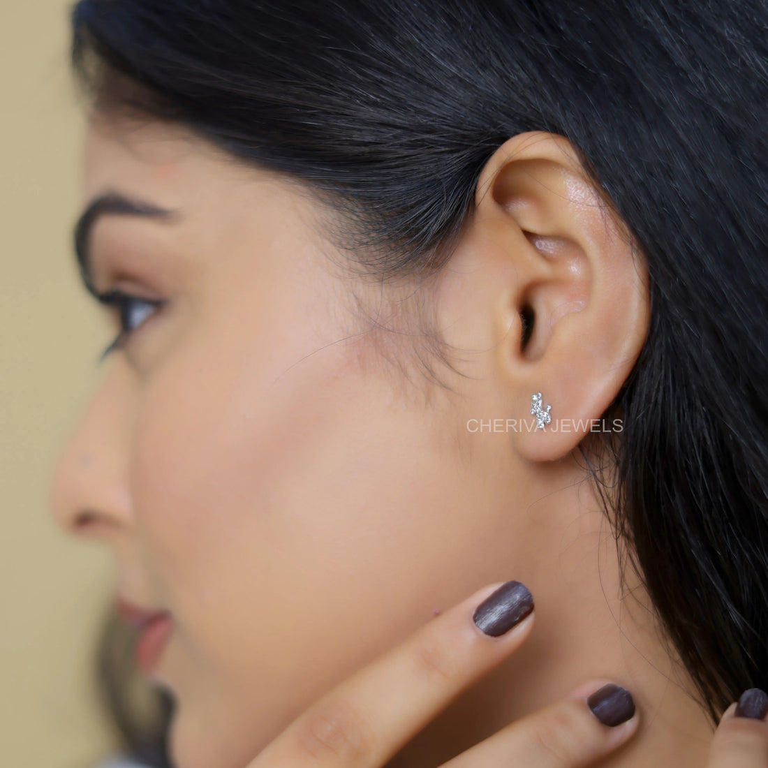 Dog Shaped Unique Stud Earrings In Round Diamond