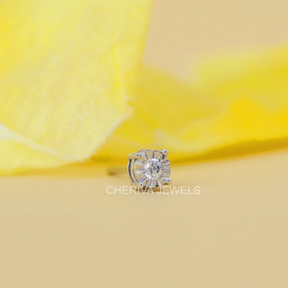4 Prong Stud Earrings in Round Cut Lab Grown Diamonds