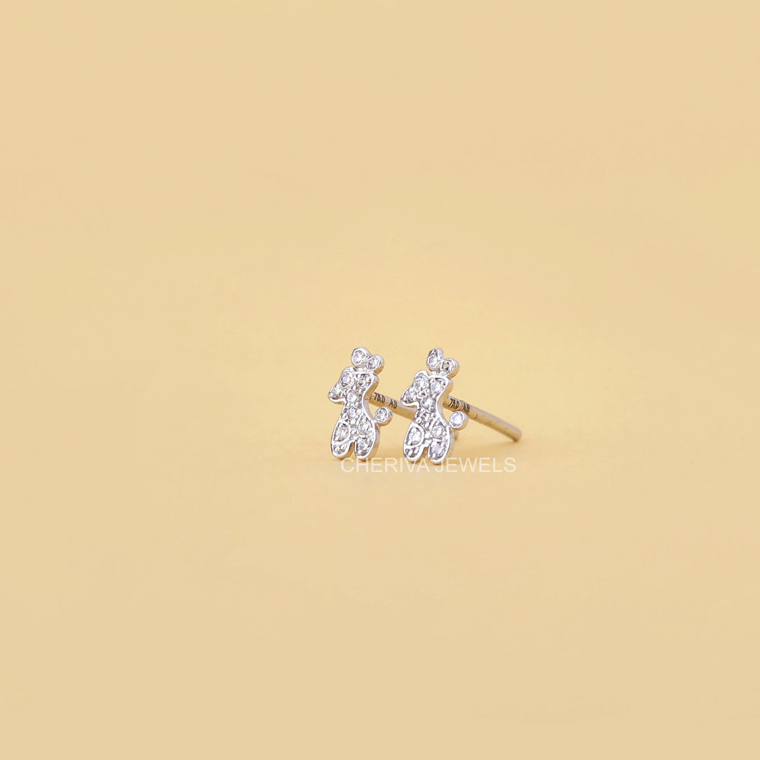 Dog Shaped Unique Stud Earrings In Round Diamond