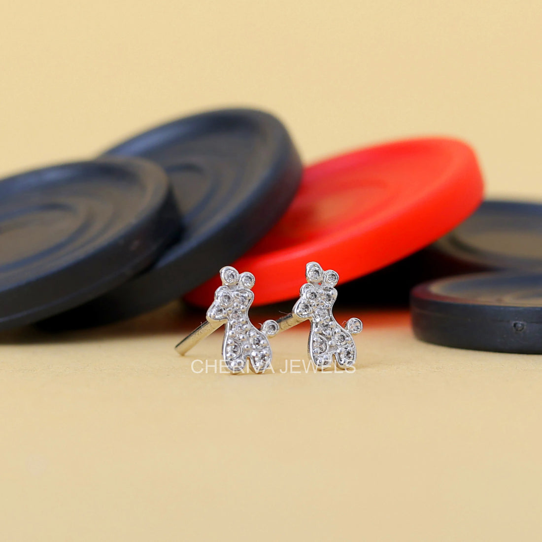 Dog Shaped Unique Stud Earrings In Round Diamond
