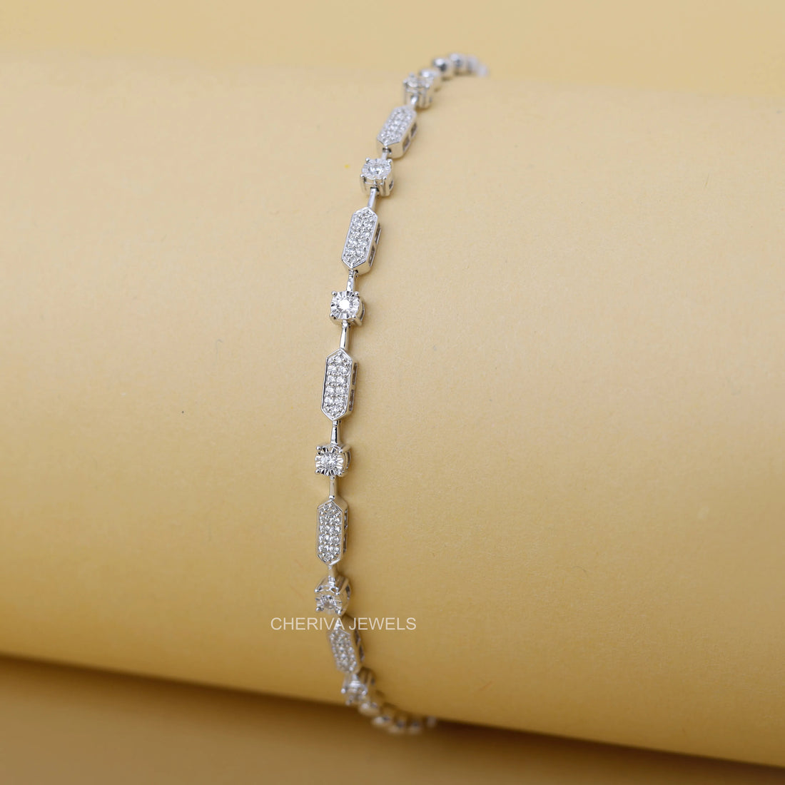 Round Diamond Bracelet For Women