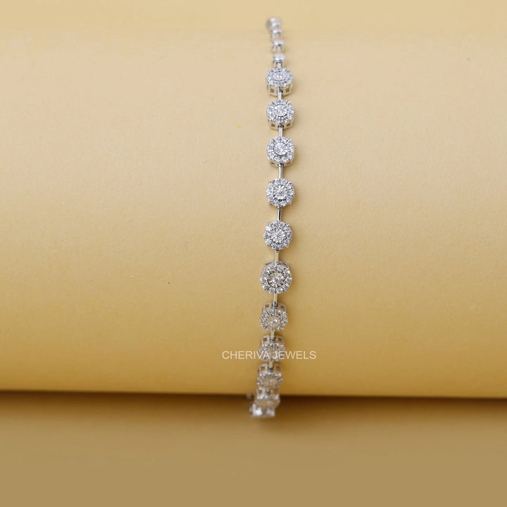 Halo Diamond Bracelet in 14K White Gold