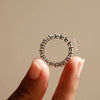 round brilliant cut ring near muse setting.